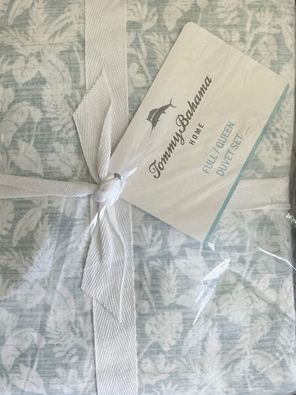 Tommy Bahama Koya Bay Blue 100% Cotton Reversible Duvet Cover with 2 Shams